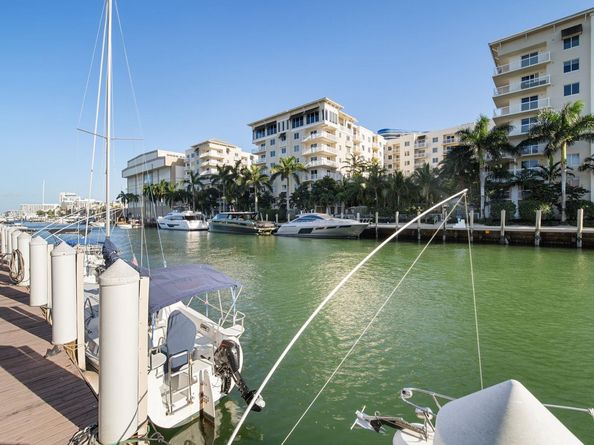 1700 SE 15th St 302, Fort Lauderdale FL 33316