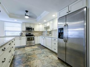 1036 Us Highway 1 315, North Palm Beach FL 33408