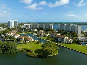 1036 Us Highway 1 315, North Palm Beach FL 33408