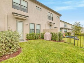 2220 Appleton Circle S, Oakland Park FL 33309