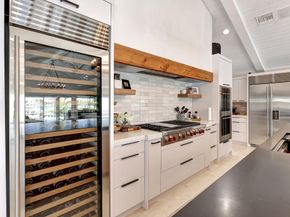 18896 Point Drive, Tequesta FL 33469