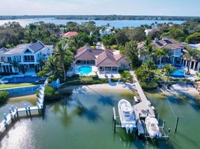 18896 Point Drive, Tequesta FL 33469