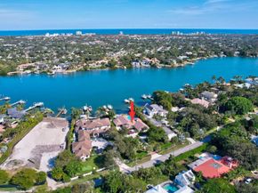 18896 Point Drive, Tequesta FL 33469