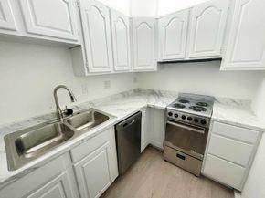 840 NW 33 Street, Oakland Park FL 33309
