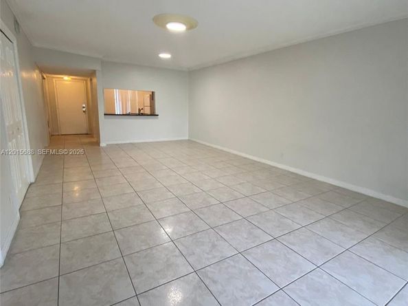 4291 NW 9th Avenue 202, Deerfield Beach FL 33064