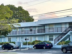 4291 NW 9th Avenue 202, Deerfield Beach FL 33064
