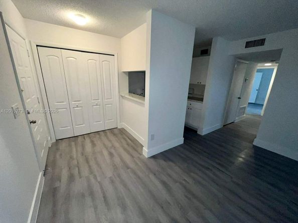 4561 W Mcnab Road 17, Pompano Beach FL 33069