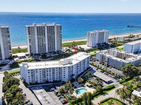 2851 S Ocean Boulevard T2, Boca Raton FL 33432