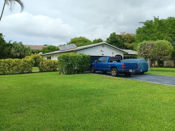 10901 NW 33rd Street, Coral Springs FL 33065