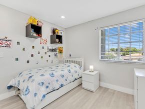 1220 SW 46th Ter, Deerfield Beach FL 33442