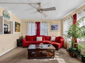 113 Windsor F, West Palm Beach FL 33417