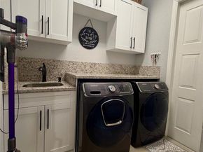 12200 NW 77th Mnr, Parkland FL 33076