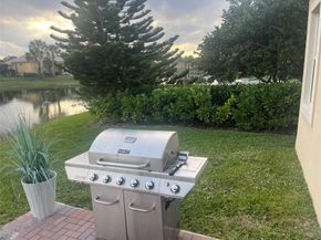 12200 NW 77th Mnr, Parkland FL 33076