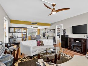 3960 Oaks Clubhouse Drive 504, Pompano Beach FL 33069