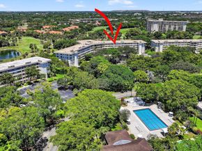 3960 Oaks Clubhouse Drive 504, Pompano Beach FL 33069