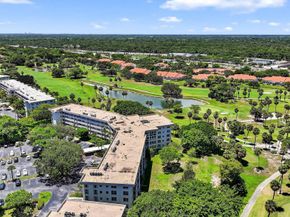 3960 Oaks Clubhouse Drive 504, Pompano Beach FL 33069