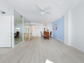896 N Federal Highway 530, Lantana FL 33462