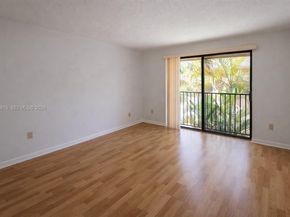 5821 Washington Street 32, Hollywood FL 33023