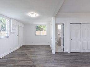 132 SW 2nd Avenue, Hallandale Beach FL 33009