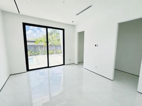 8966 SW 40th Terrace, Miami FL 33165