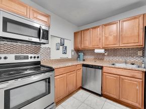 1000 Parkview Drive Unit 306, Hallandale Beach FL 33009