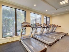 17921 Villa Club Way, Boca Raton FL 33496