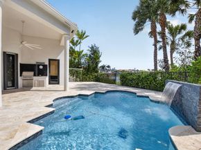 17921 Villa Club Way, Boca Raton FL 33496
