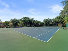 750 E Coco Plum Circle 2, Plantation FL 33324