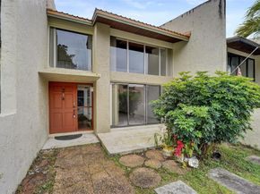 750 E Coco Plum Circle 2, Plantation FL 33324