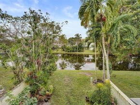 750 E Coco Plum Circle 2, Plantation FL 33324