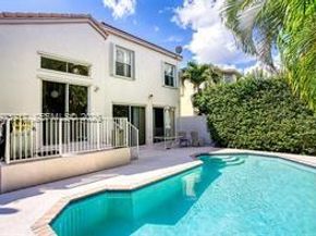 15857 NW 4th Court, Pembroke Pines FL 33028