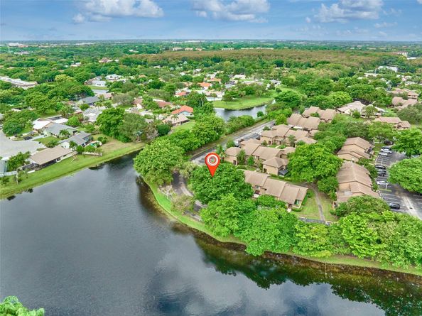 3870 NW 21st Ct, Coconut Creek FL 33066