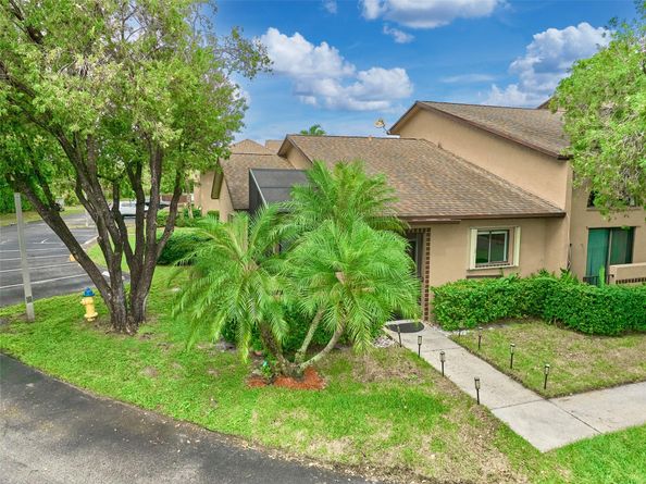 3870 NW 21st Ct, Coconut Creek FL 33066