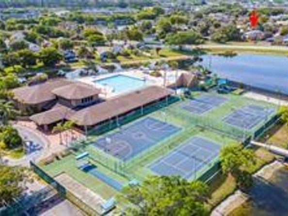 3870 NW 21st Ct, Coconut Creek FL 33066