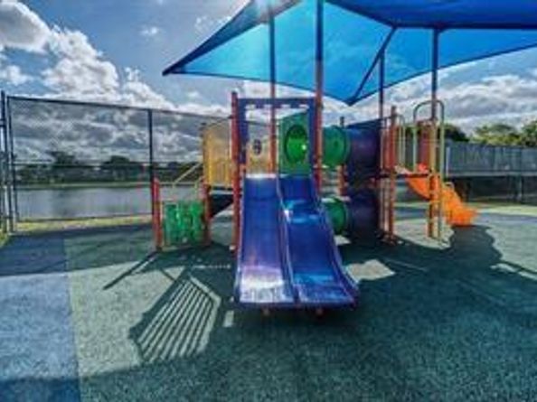 3870 NW 21st Ct, Coconut Creek FL 33066