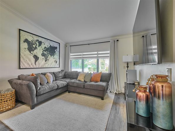 3870 NW 21st Ct, Coconut Creek FL 33066