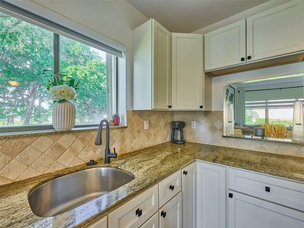 3870 NW 21st Ct, Coconut Creek FL 33066