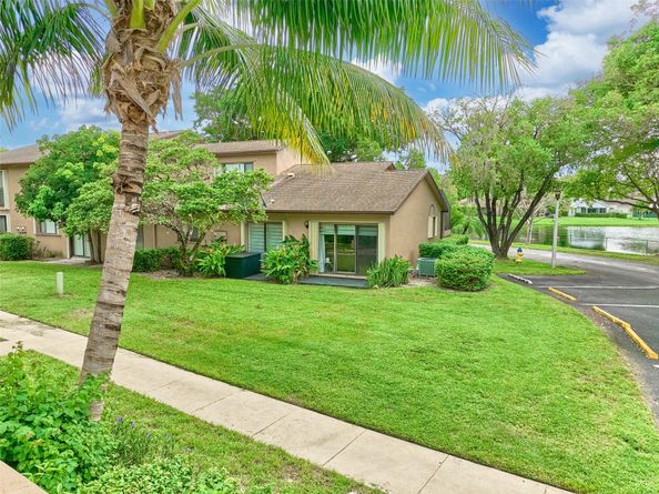 3870 NW 21st Ct, Coconut Creek FL 33066