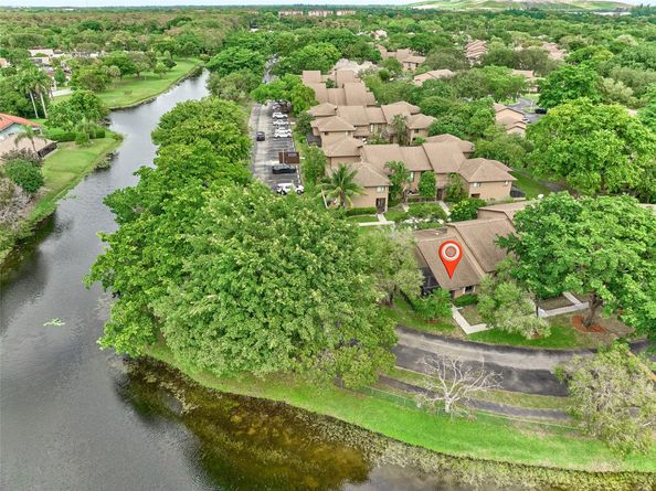 3870 NW 21st Ct, Coconut Creek FL 33066