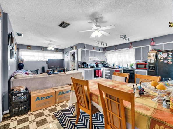 12030 NW 31st Pl, Sunrise FL 33323