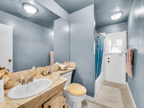 12030 NW 31st Pl, Sunrise FL 33323