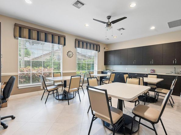 6805 Sun River Road, Boynton Beach FL 33437