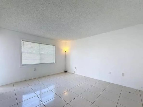 4304 NW 9th Ave 23C, Deerfield Beach FL 33064