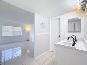 4304 NW 9th Ave 23C, Deerfield Beach FL 33064