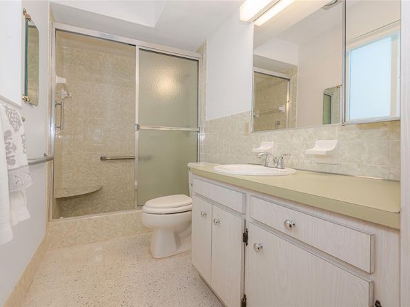 1940 NW 107 Ave, Pembroke Pines FL 33026