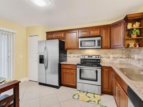 4330 Lucerne Villas Lane, Lake Worth FL 33467