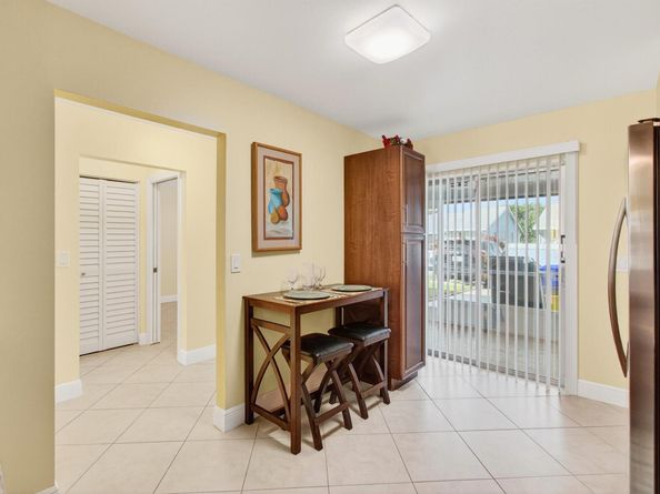 4330 Lucerne Villas Lane, Lake Worth FL 33467