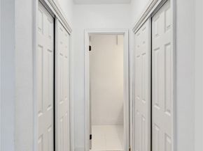 7680 NW 21st St, Sunrise FL 33322