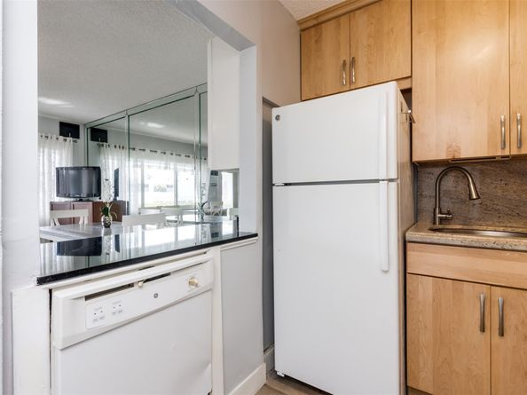 851 Atlantic Shores Blvd 119, Hallandale Beach FL 33009