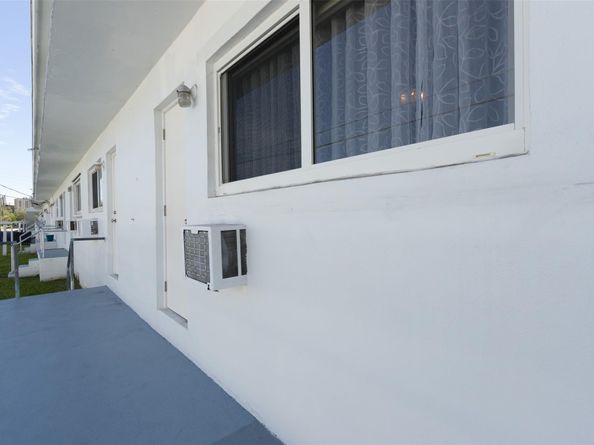 851 Atlantic Shores Blvd 119, Hallandale Beach FL 33009